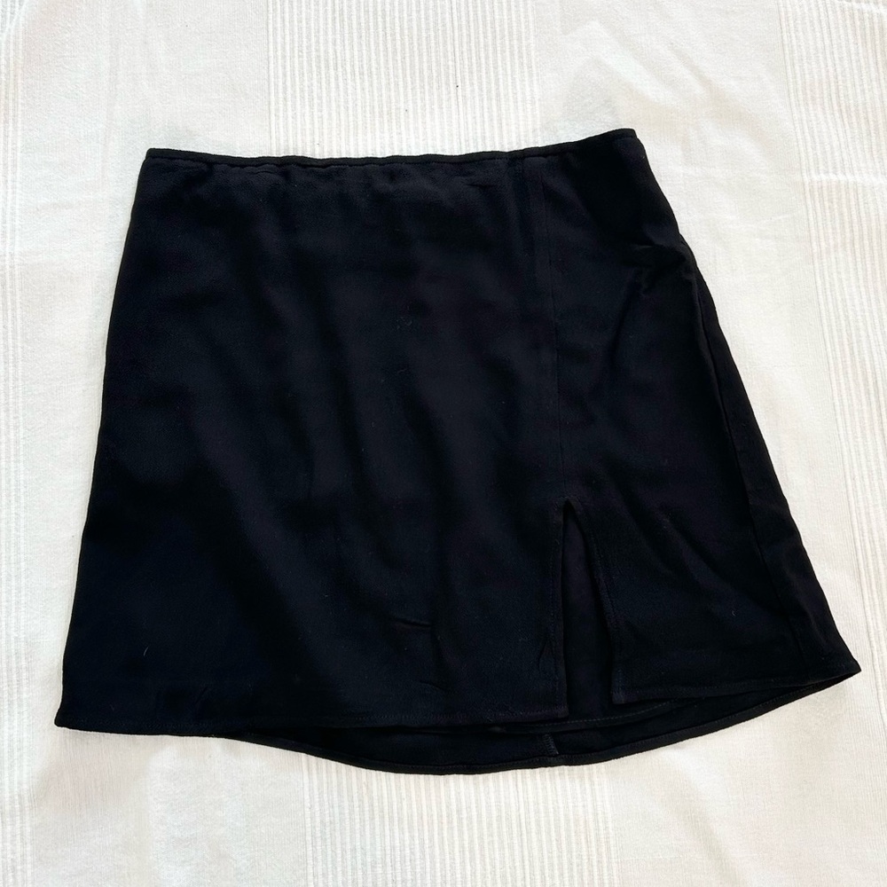 Aritzia Sunday Best Tatiana Skirt - Picture 3 of 8